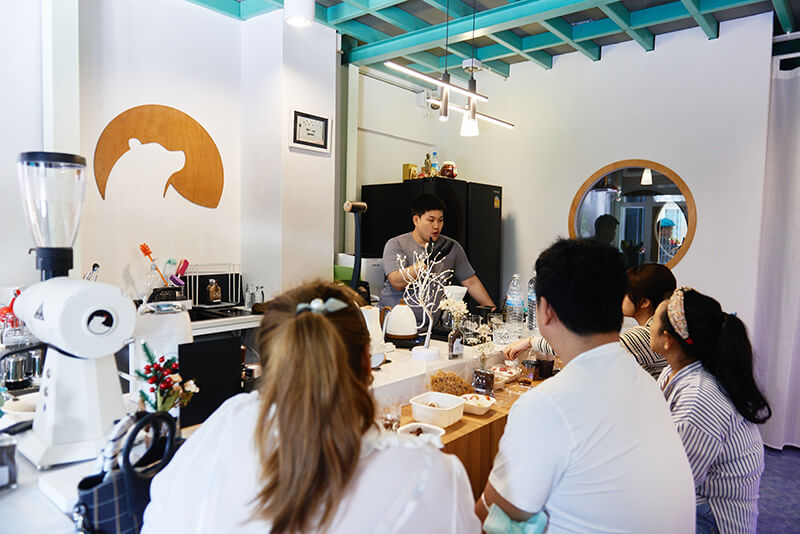 slow bear bkk ใช้เครื่อง POS สำหรับร้านกาแฟ